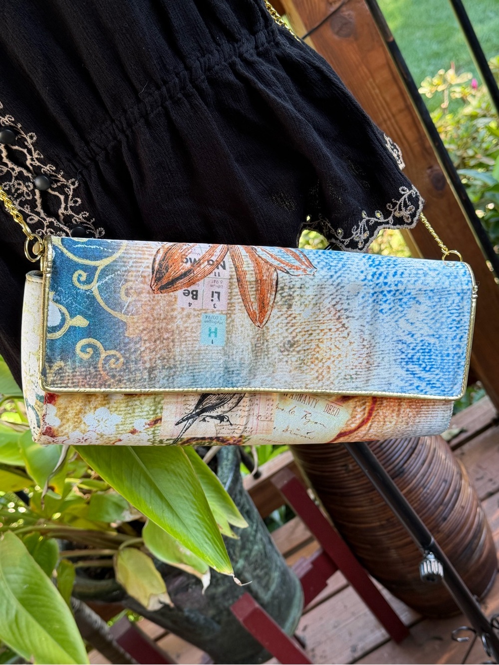 Artistic Multi-Color Crossbody Bag with Chain Strap
